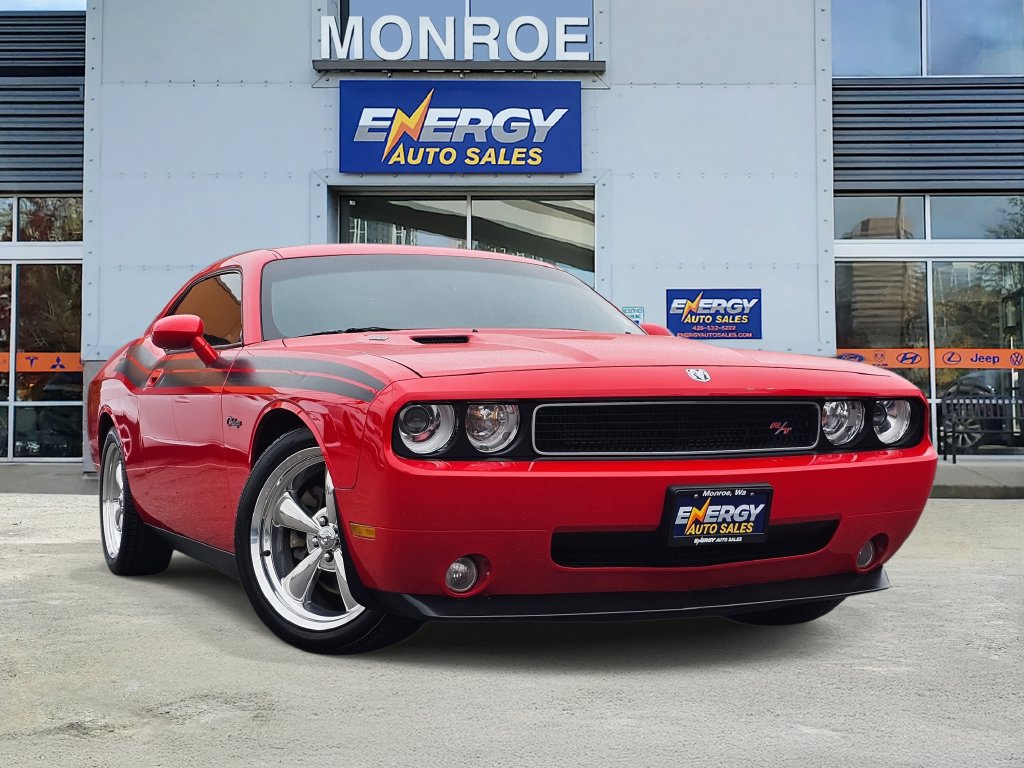 Used 2010 Dodge Challenger R/T RWD image 1