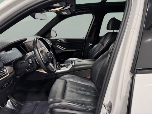 Used 2022 BMW X5 M50i image 28