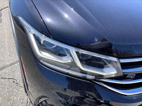 Used 2022 Volkswagen Tiguan SEL R-Line AWD/4WD image 32