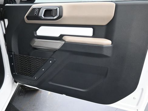 Used 2023 Ford Bronco Wildtrak AWD/4WD image 17