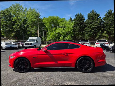 Used 2017 Ford Mustang GT w/ Interior & Wheel Package RWD image 5
