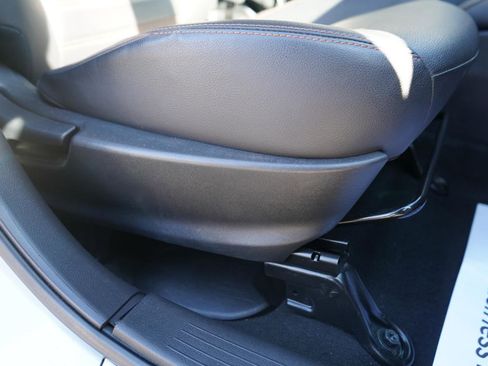 Used 2020 Nissan Kicks SR w/ SR Premium Package image 63