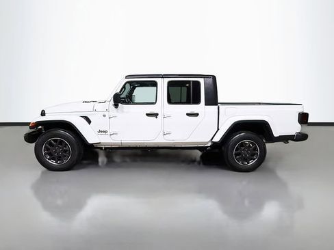 Used 2023 Jeep Gladiator Overland image 6