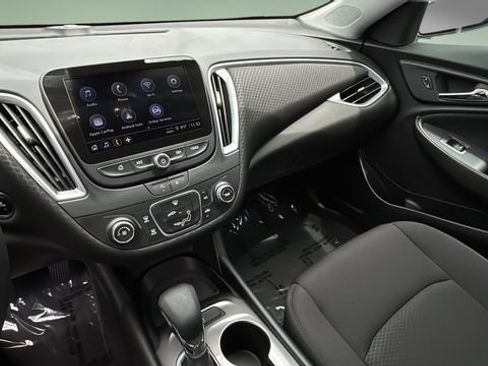 Used 2023 Chevrolet Malibu LS FWD image 24