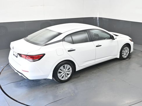 Certified 2025 Nissan Sentra S FWD image 38