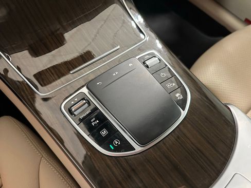 Used 2022 Mercedes-Benz GLC 300 GLC 300 Premium Package image 31