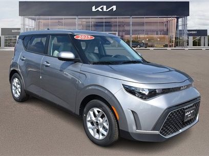 New 2025 Kia Soul LX w/ LX Technology Package