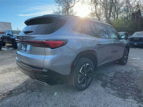 New 2026 Buick Enclave Sport Touring w/ Super Cruise Package image 8