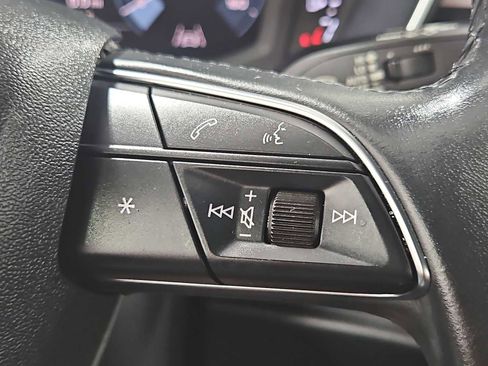 Used 2023 Audi Q3 2.0T Premium w/ Convenience Package image 25