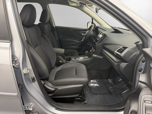 Used 2021 Subaru Forester Premium image 15