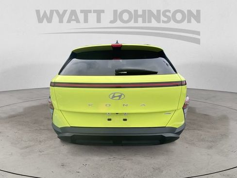 Used 2024 Hyundai Kona SEL AWD/4WD image 8