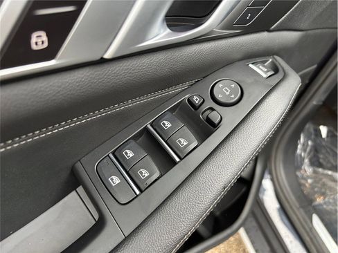 Used 2019 BMW X5 xDrive40i w/ Convenience Package image 25