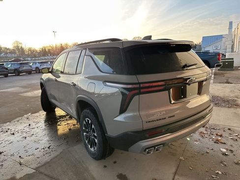 New 2026 Chevrolet Traverse Z71 w/ Driver Confidence Package image 8