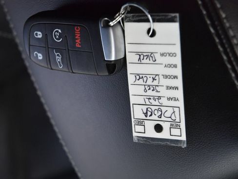 Certified 2021 Jeep Grand Cherokee Limited w/ Quick Order Package 28K 80th AWD/4WD image 39