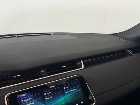 Used 2020 Land Rover Range Rover Evoque SE image 32