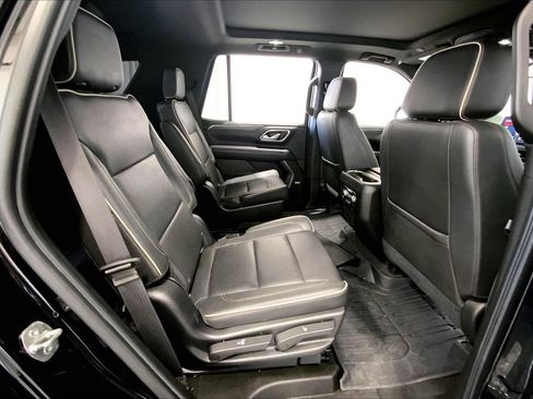Used 2021 GMC Yukon SLT w/ SLT Luxury Package RWD image 25