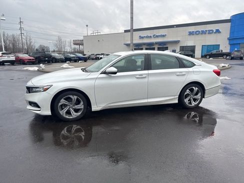 Certified 2018 Honda Accord EX image 15
