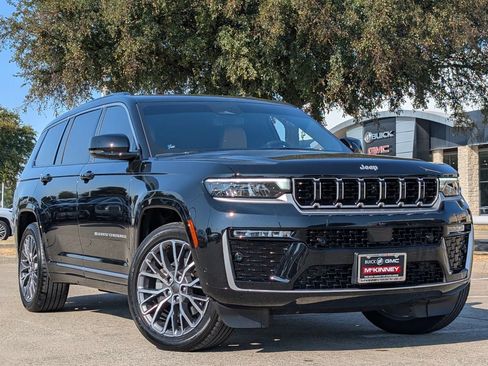 Used 2026 Jeep Grand Cherokee L Summit AWD/4WD image 3