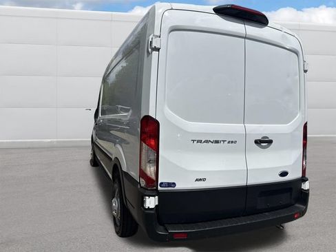 Used 2023 Ford Transit 250 Medium Roof AWD image 9