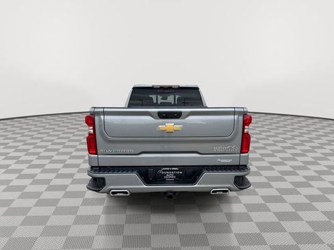 Used 2024 Chevrolet Silverado 1500 High Country w/ Technology Package AWD/4WD image 8