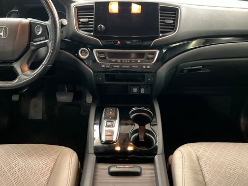 Used 2020 Honda Passport Touring image 14