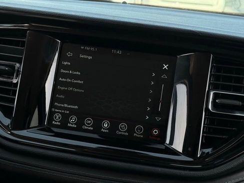 Used 2021 Dodge Durango SXT image 25