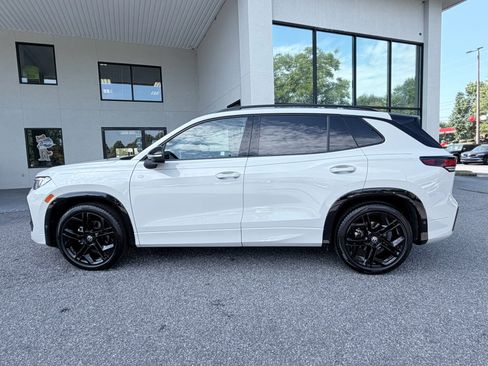 Used 2026 Volkswagen Tiguan SE R-Line FWD image 5