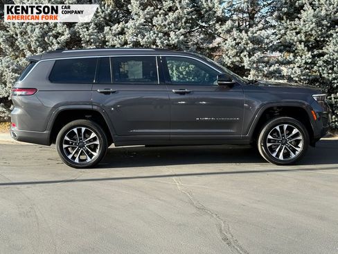 Used 2024 Jeep Grand Cherokee L Overland w/ Trailer Tow Package image 11