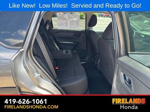 Used 2025 Nissan Rogue S FWD image 31