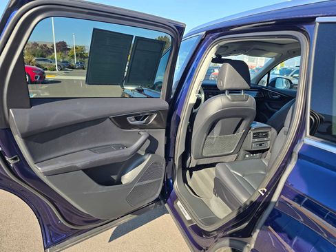 Used 2024 Audi Q7 3.0T Premium Plus image 17