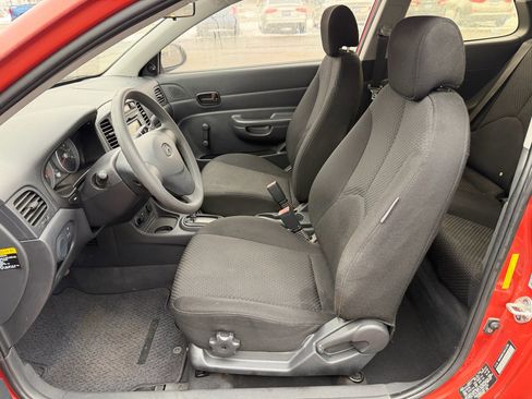 Used 2009 Hyundai Accent GS w/ Popular Equipment Pkg 2 image 12