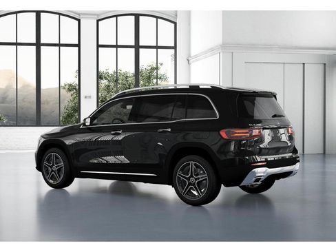 New 2026 Mercedes-Benz GLB 250 4MATIC image 30