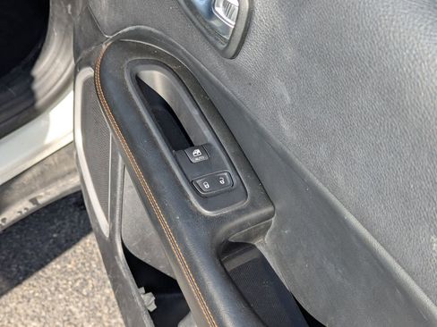 Used 2019 Jeep Compass Limited w/ Safety & Security Group AWD/4WD image 38