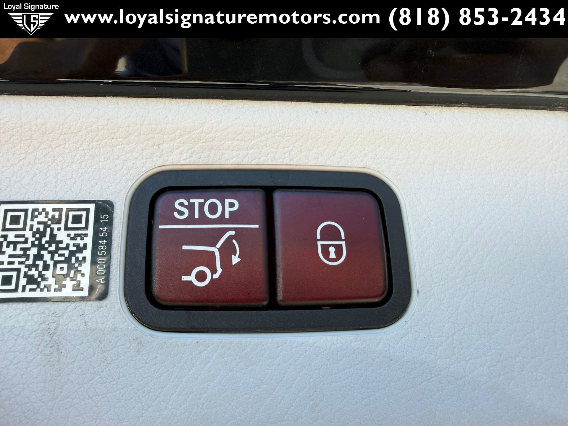 Used 2023 Mercedes-Benz EQS 580 4MATIC SUV image 12