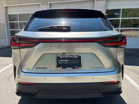Used 2022 Lexus NX 350h AWD image 8