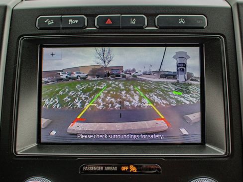 Used 2021 Ford Expedition Limited image 29