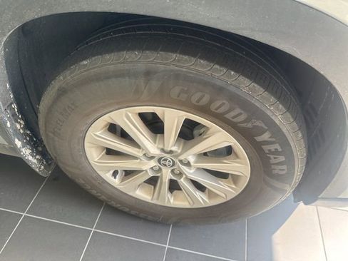 Used 2024 Toyota Grand Highlander FWD image 6