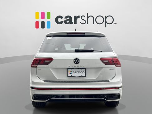 Used 2023 Volkswagen Tiguan SE R-Line AWD/4WD image 4