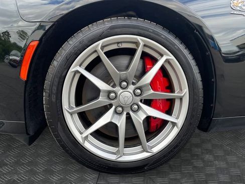 Used 2024 Dodge Charger Daytona Scat Pack w/ Plus Group AWD/4WD image 14