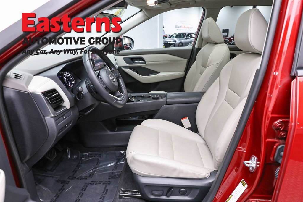 Used 2023 Nissan Rogue SV w/ SV Premium Package AWD/4WD image 15