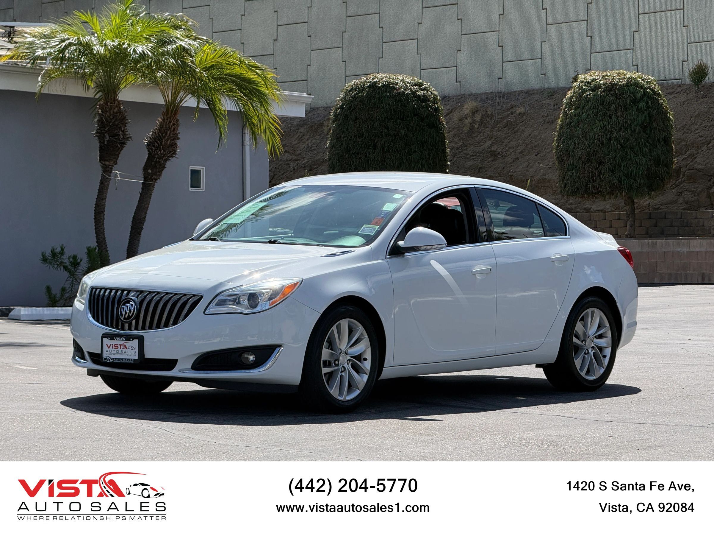 Used 2014 Buick Regal FWD image 1
