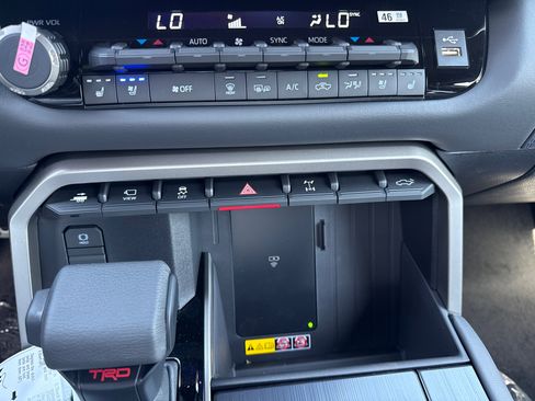 New 2026 Toyota Tundra Platinum AWD/4WD image 28