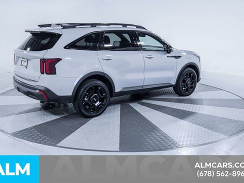 Used 2024 Kia Sorento SX Prestige image 11