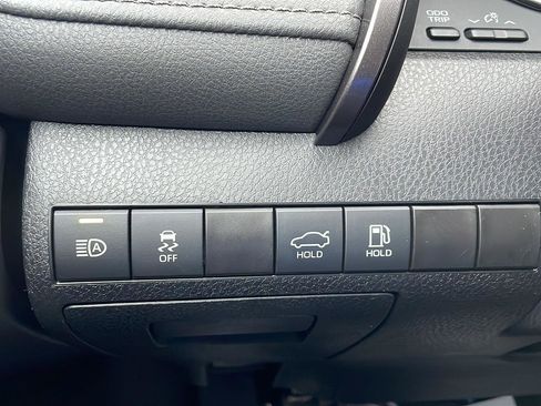 Used 2024 Toyota Camry LE image 23