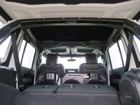 New 2023 Jeep Wrangler Rubicon w/ Steel Bumper Group image 40