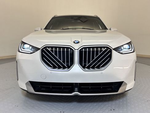 Used 2025 BMW X3 xDrive30i w/ Premium Package image 5