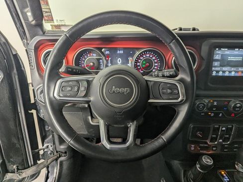 Used 2018 Jeep Wrangler Unlimited Rubicon image 12