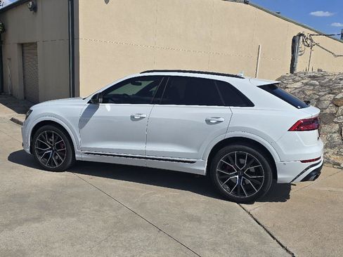Used 2022 Audi SQ8 Prestige AWD/4WD image 2