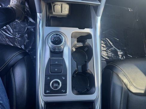 Certified 2020 Ford Explorer ST w/ ST Street Pack image 22