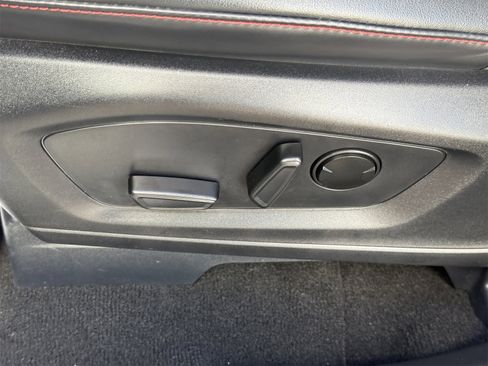 Certified 2025 Ford Explorer ST-Line image 20